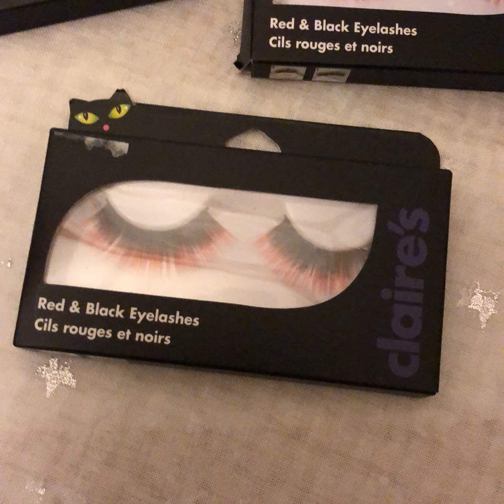 Claires Eyelash Halloween bundle - Picture 7 of 8